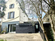 À Quimper, une grande maison avec 4 chambres en vente — photo 2
