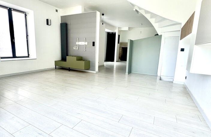À Quimper, une grande maison avec 4 chambres en vente — photo 4