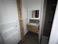 Grand appartement, entièrement rénové, à Suze la rousse — photo 3