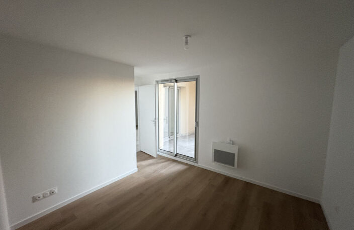 Grand appartement, entièrement rénové, à Suze la rousse — photo 4
