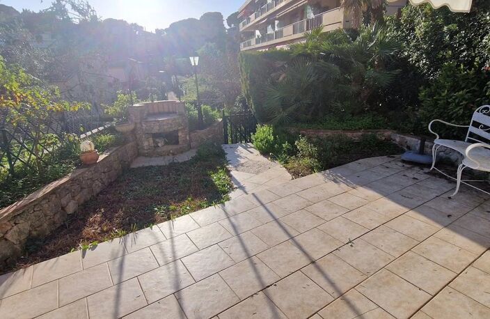 VILLEFRANCHE - Corne d'or — photo 3
