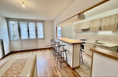 location appartement 550 € CC /mois à proximité de Sainte-Savine (10300)