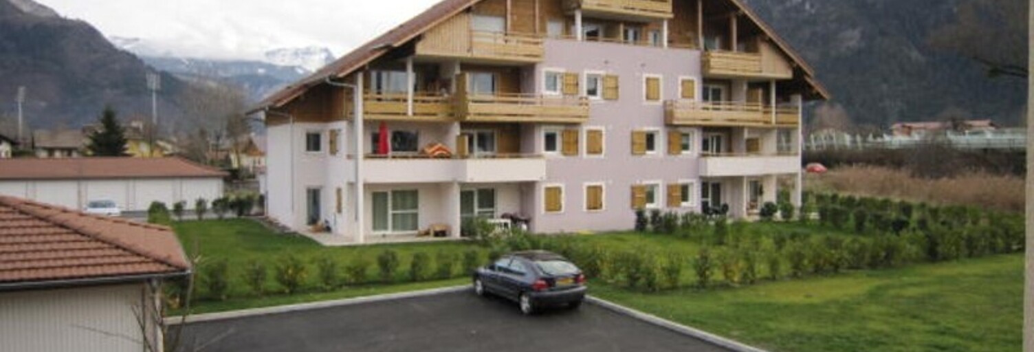 Garage  16 m² à louer à Scionzier (74950)