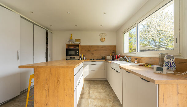 Villa / Maison 8 pièces  à vendre Saint-Sulpice-de-Royan 17200