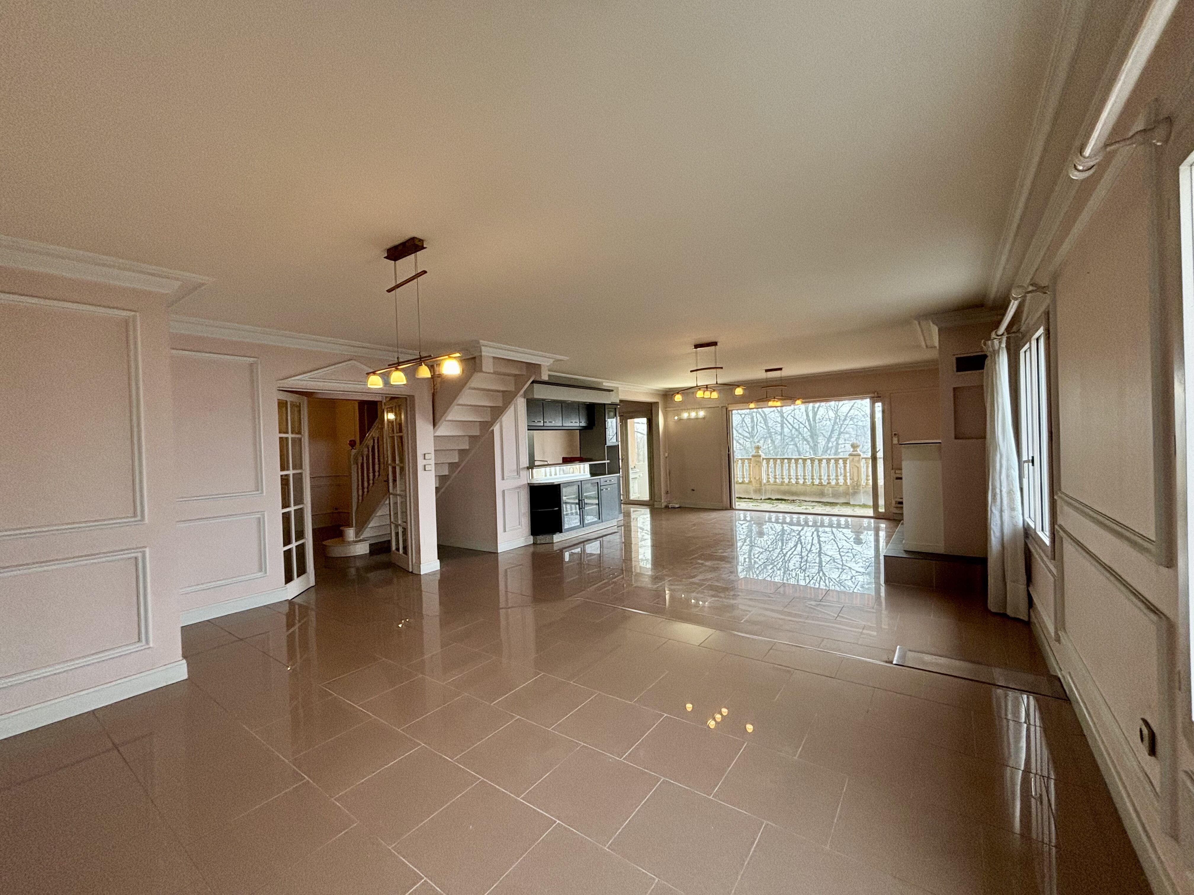 Appartement  T7 à vendre Mont-de-Marsan 40000