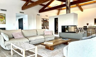 Appartement 5 Pièces 200 m² à vendre à San-Martino-di-Lota (20200)