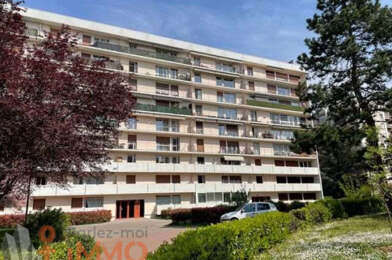 Appartement 6 pièces 1423 €