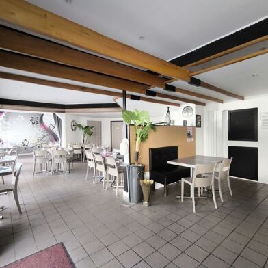 Commerce  106000 €