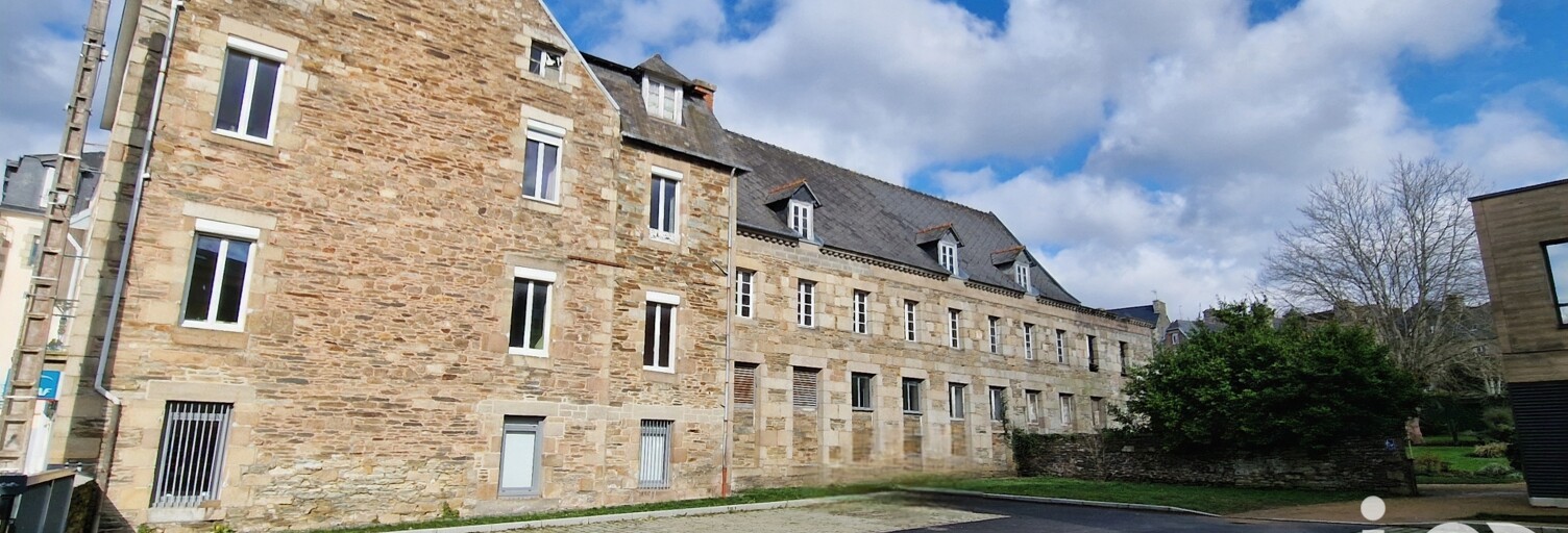 Immeuble  600 m² à vendre à Lannion (22300)