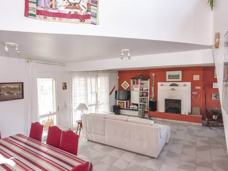 Villa de 6 pièces principales — photo 1