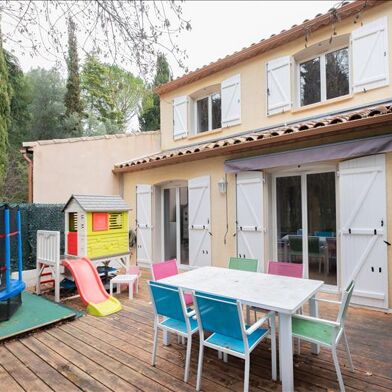Maison 4 pièces 351000 €
