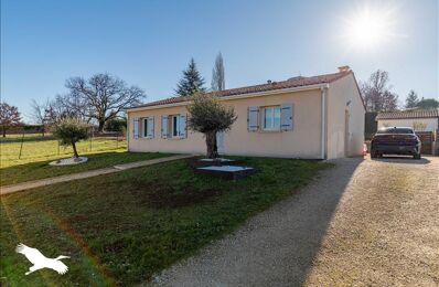 vente maison 238 500 € à proximité de La Rochefoucauld-en-Angoumois (16110)