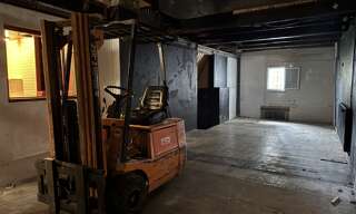 Commerce 8 Pièces 172 m² à louer à Gaillard (74240)