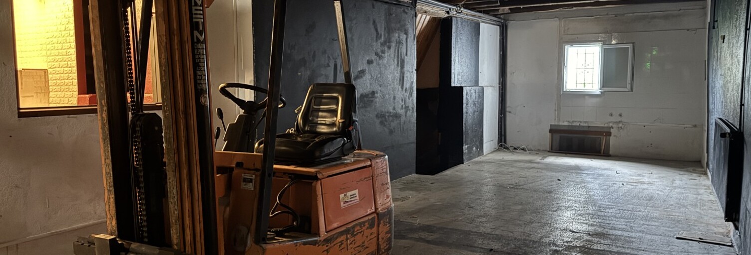 Commerce 8 Pièces 172 m² à louer à Gaillard (74240)