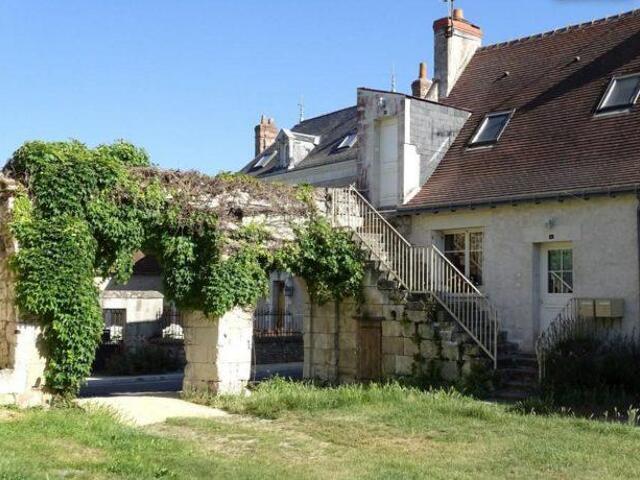 Immeuble proposé à Crouzilles