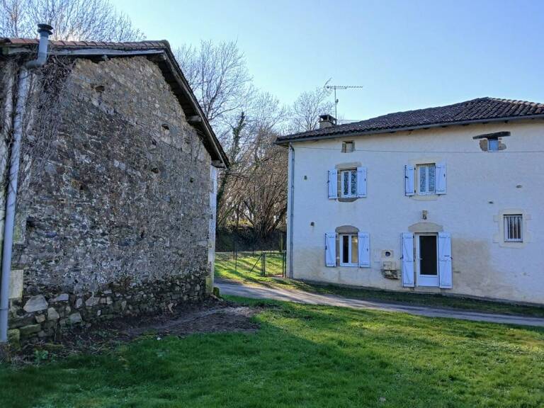Au calme - fermette avec grange — photo 1