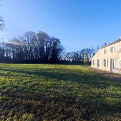 Maison 8 pièces 273000 €