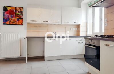 location appartement 691 € CC /mois à proximité de Saint-Pierre-la-Palud (69210)