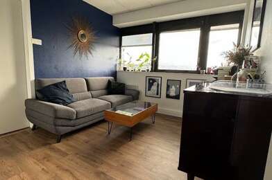 Bureau 4 pièces 1155 €