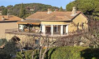 Maison 11 Pièces 250 m² à vendre à Vaison-la-Romaine (84110)