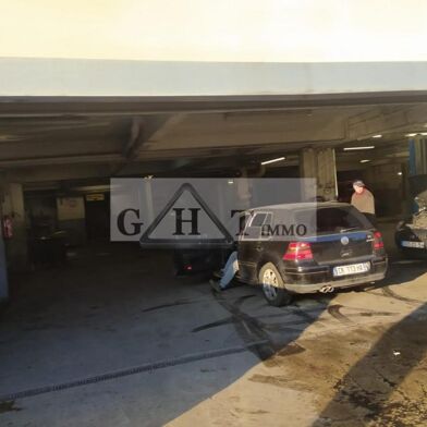 Local industriel  2350000 €