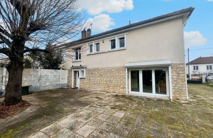 Maison à vendre Châtellerault, 3 chambres et un bureau d'environ 116m2 — photo 2