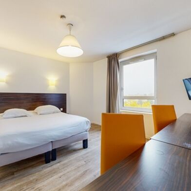 Appartement 1 pièces 60606 €