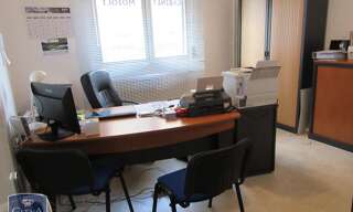 Bureau   m² à louer à Niort (79000)