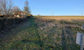 Terrain  1826 m² à vendre à Dompierre-sur-Charente (17610)