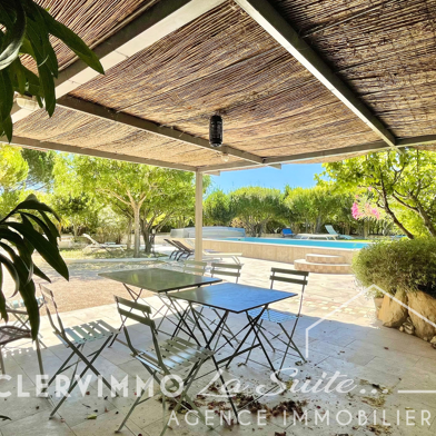 Maison 15 pièces 1380000 €