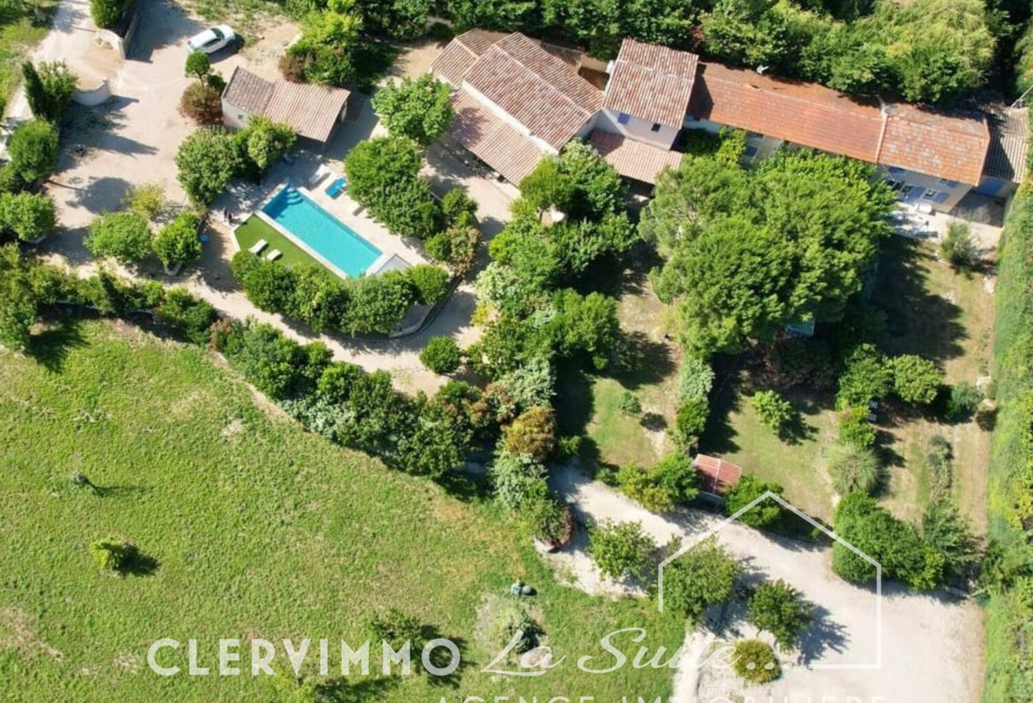PROPRIÉTÉ PROCHE ST-REMY-DE-PROVENCE 340M2 — photo 1