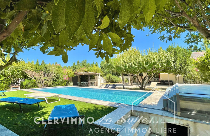PROPRIÉTÉ PROCHE ST-REMY-DE-PROVENCE 340M2 — photo 2