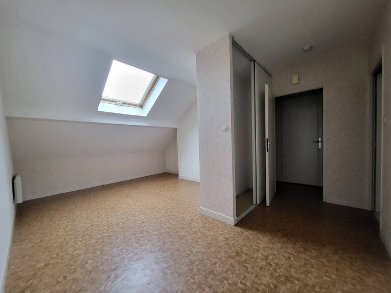 Appartement 1 pièce de 28m2, 31 rue Dauphine 88100 Saint-Dié — photo 1