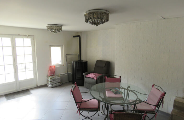 Immeuble à Nogent-sur-Vernisson — photo 4