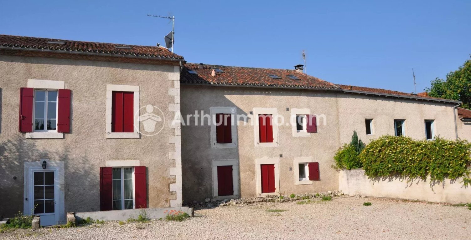 Bien vendu : Appartement 98 m² Saint-Astier (24110) — photo 1