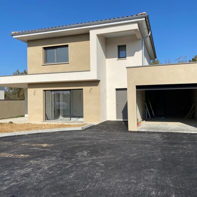 Maison 5 pièces 434000 €