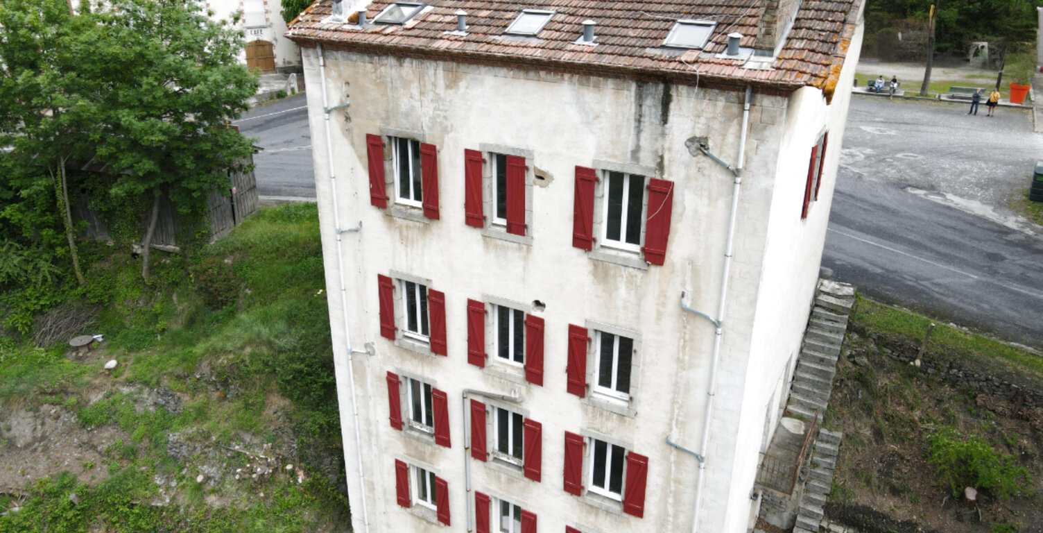 Résidence principale atypique 12 pièces 437 m2 — photo 1