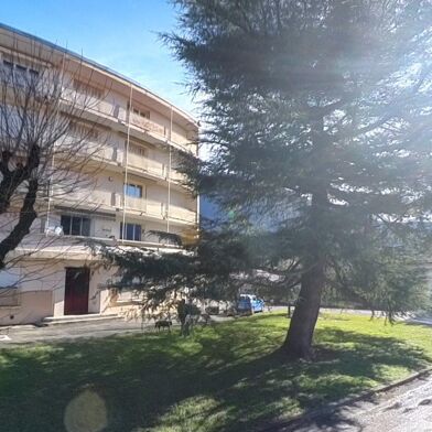 Appartement 3 pièces 84000 €