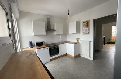 location appartement 900 € CC /mois à proximité de Baraqueville (12160)