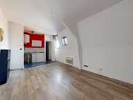 T2 EN DERNIER ETAGE DERRIERE LA GARE — photo 3