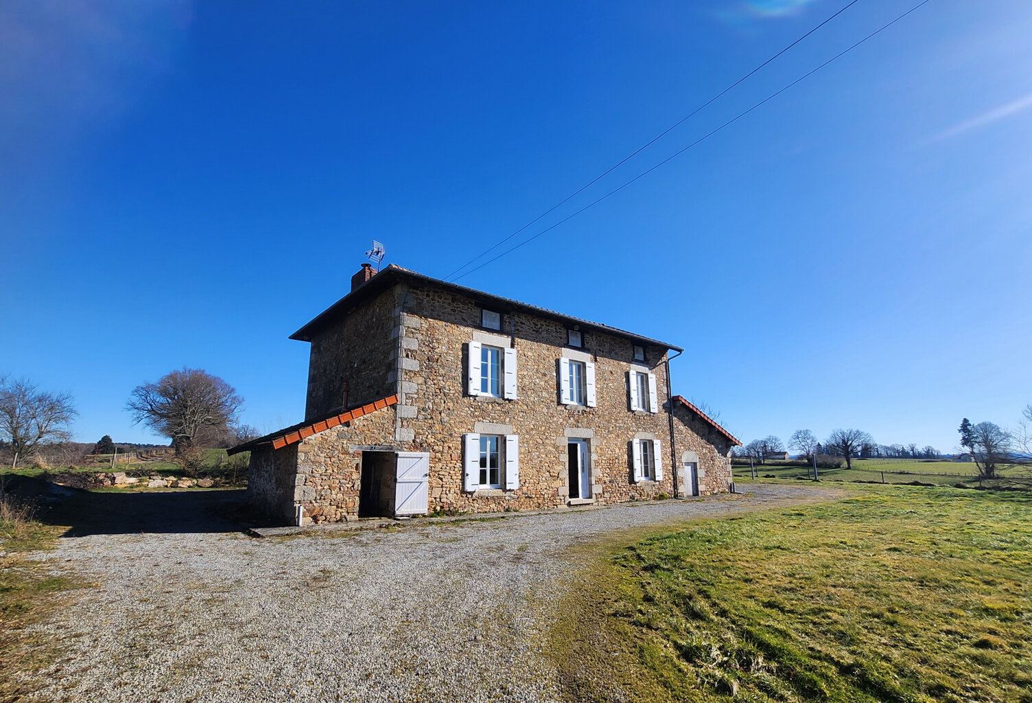 Maison en pierre — photo 1