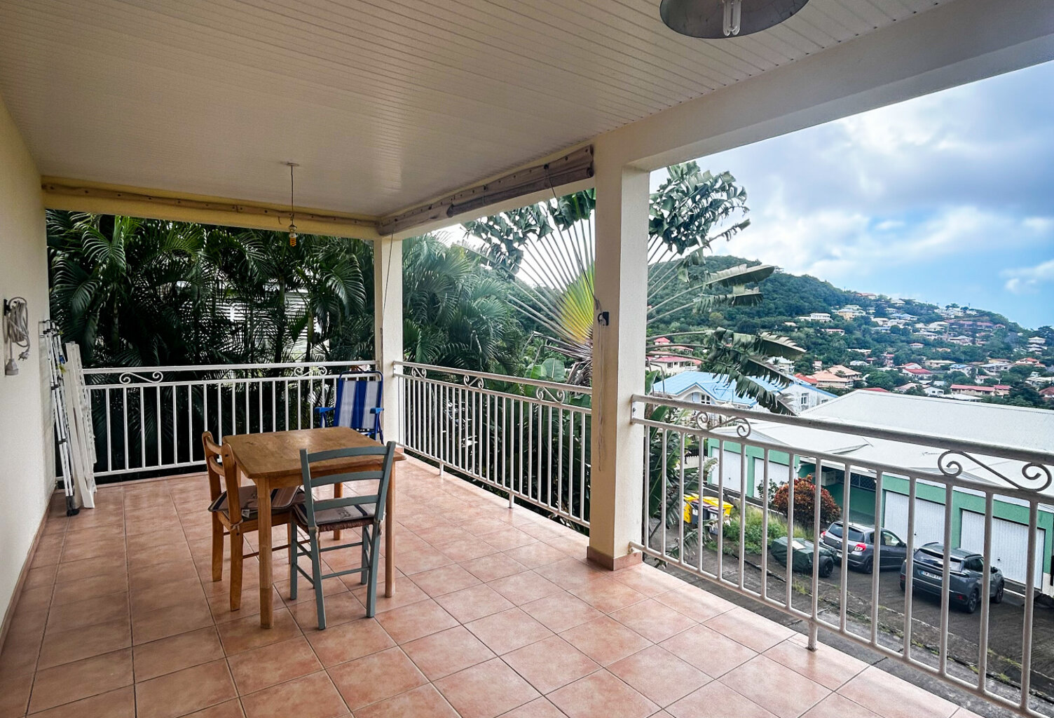 ANSE A L'ANE - JOLIE VILLA + T2 INDEPENDANT VUE MER EXCEPTIO — photo 1