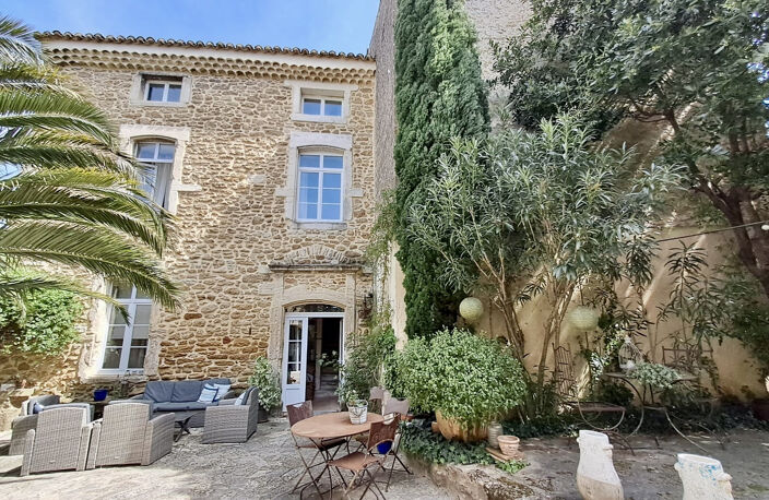 Maison Suze-la-rousse 12 pièce(s) 378 m2 — photo 2