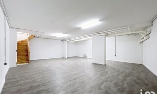 Commerce  123 m² à vendre à Suresnes (92150)