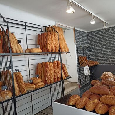 Commerce  440000 €