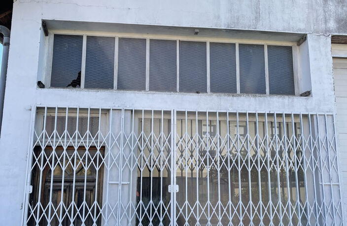 Local Commercial et Bâtiments 330 m² sur 420 m² de Terrain — photo 3