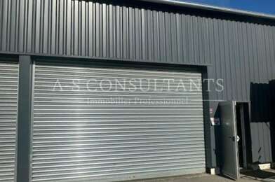 Local industriel  527500 €
