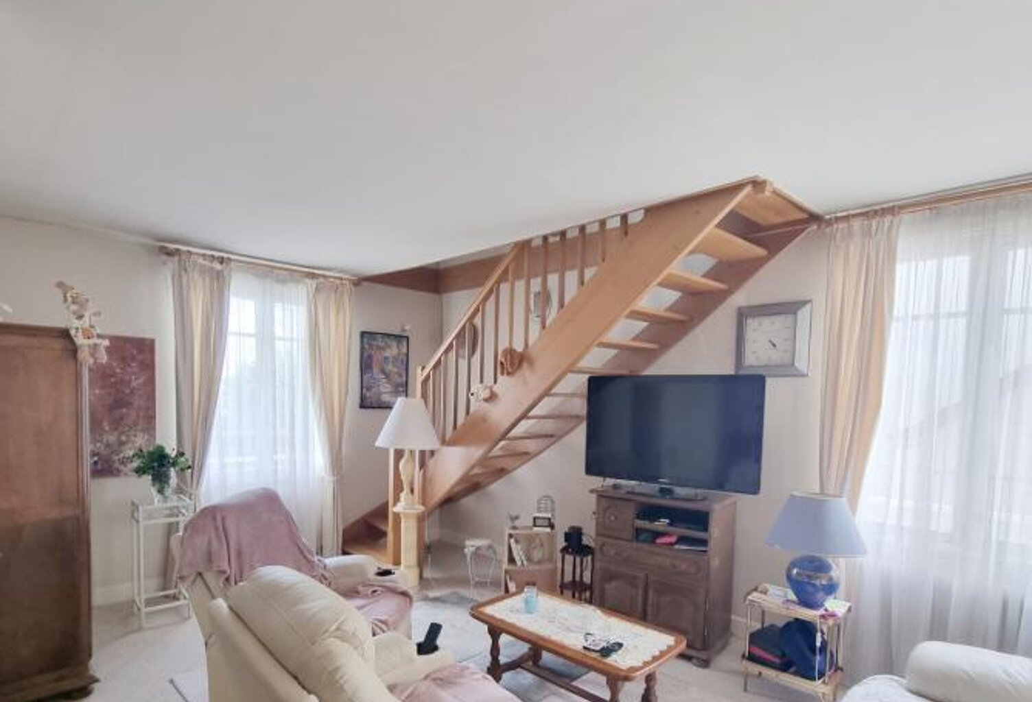 SAINT-AMAND MONTROND: Maison T4 sur sous-sol, sur un terrain — photo 1