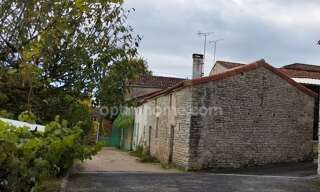 Maison 2 Pièces 1 m² à vendre à Saint-Fraigne (16140)