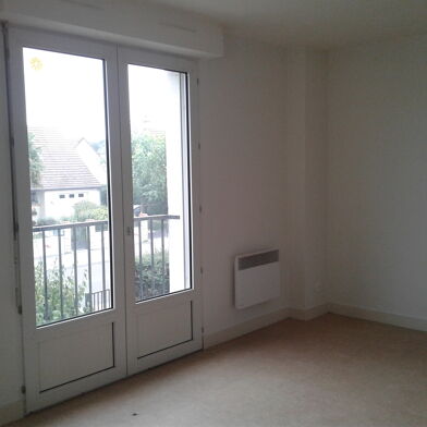 Appartement 4 pièces 596 €